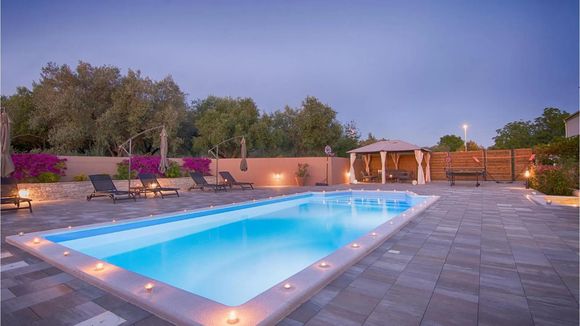 Nice Home In Kozino With Wifi